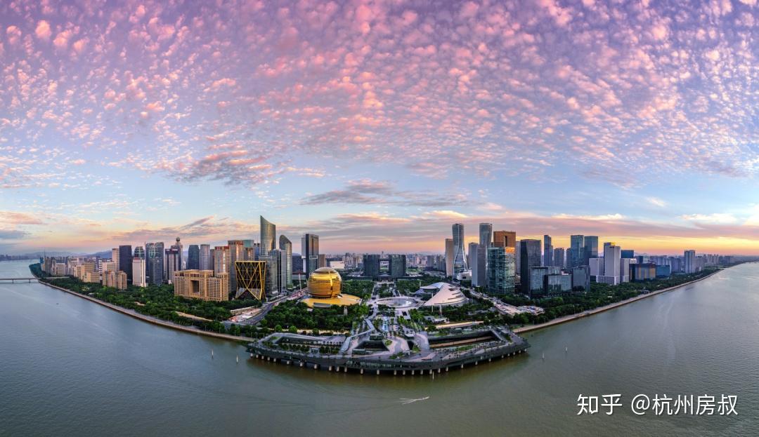 浙江，经济腾飞与文化繁荣的双翼城市